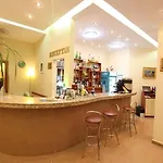 Hotel Traian ホテル コンスタンツァ